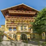 Szálloda Zum Kirchenwirt Puch bei Hallein