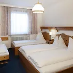 Zum Kirchenwirt Hotel Puch bei Hallein