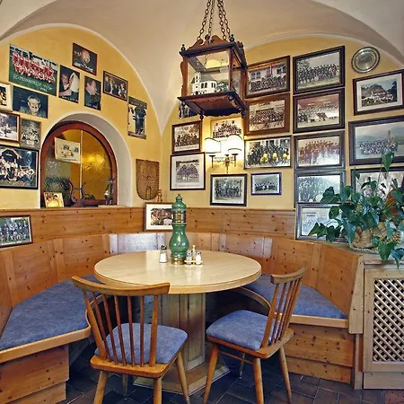 Zum Kirchenwirt Hotel Puch bei Hallein