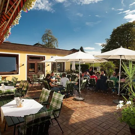 Zum Kirchenwirt Hotel Puch bei Hallein