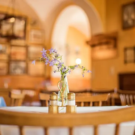 Zum Kirchenwirt Hotel 3*