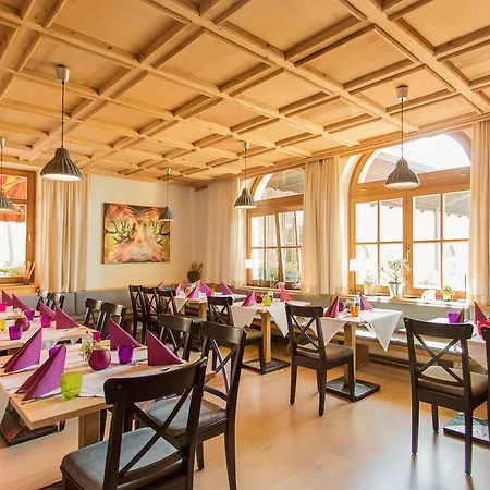 Zum Kirchenwirt Hotel