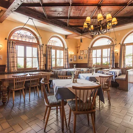 Zum Kirchenwirt Hotel