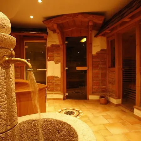 Zum Kirchenwirt Hotel 3*