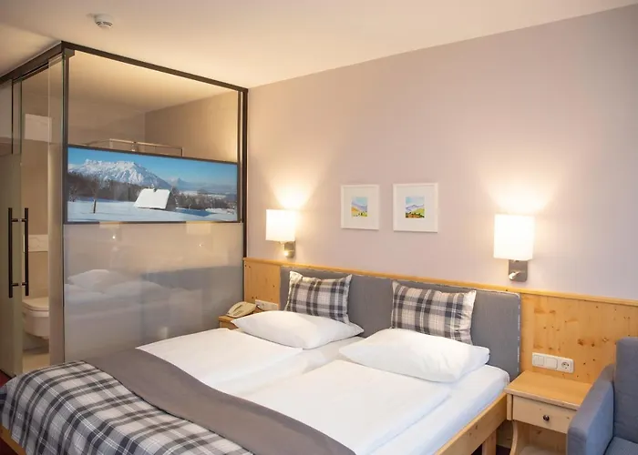 Hotel Zum Kirchenwirt Puch bei Hallein