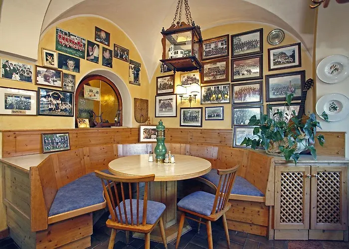 Zum Kirchenwirt Hotel Puch bei Hallein
