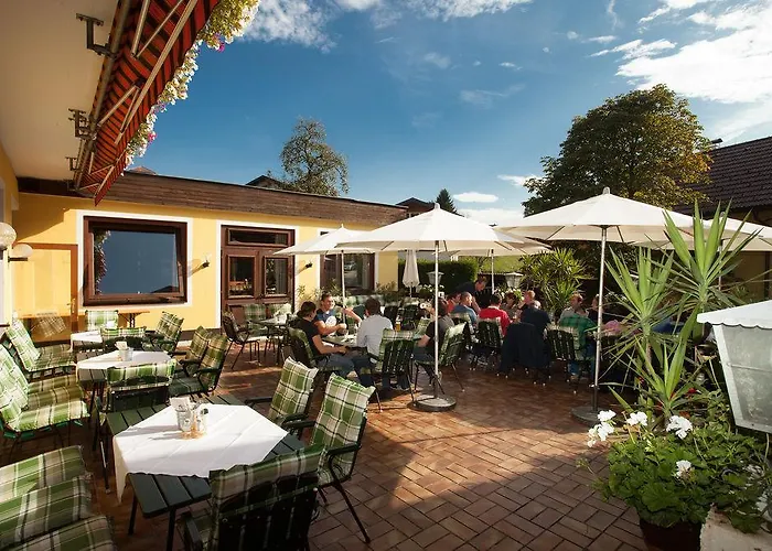 Zum Kirchenwirt Hotel Puch bei Hallein