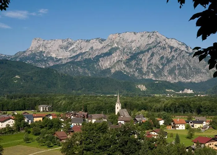 Zum Kirchenwirt Hotel