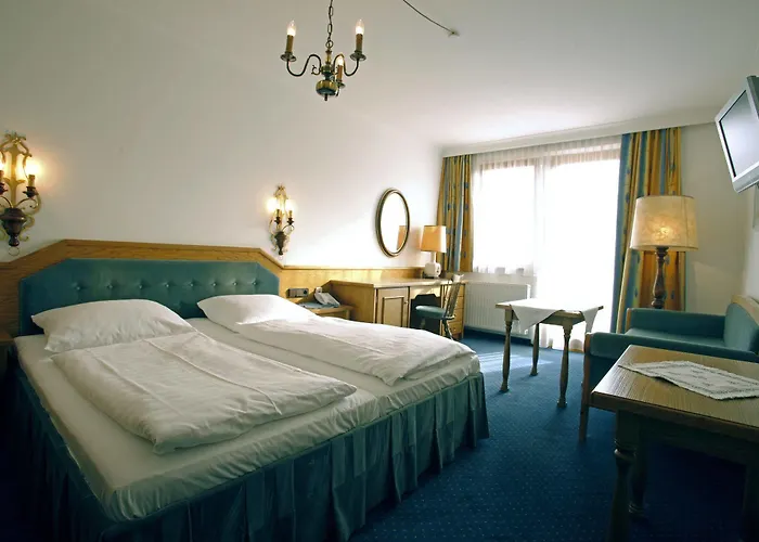 Hotel Zum Kirchenwirt Puch bei Hallein