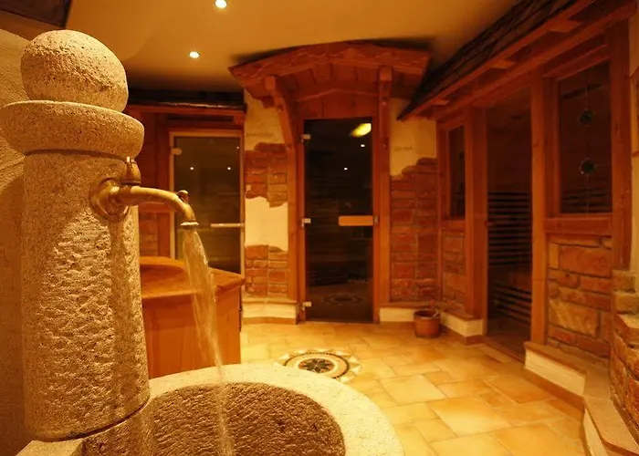 Zum Kirchenwirt Hotel 3*